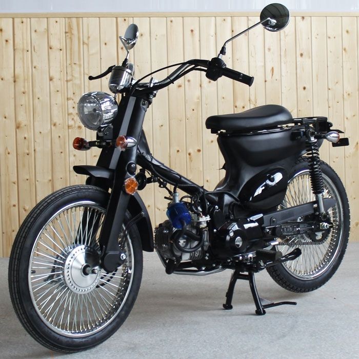 125cc RTX Scooter Moped with manual transmission, classic scooter style |