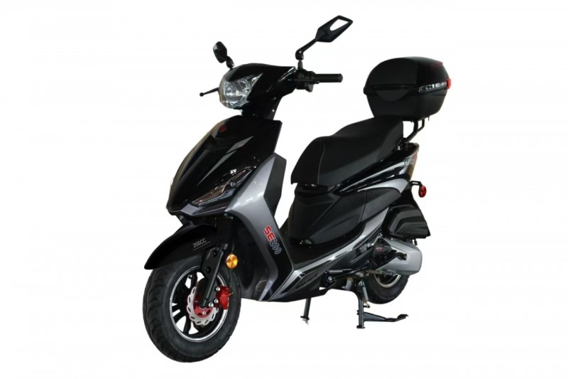 200cc Moped Scooter Boss Motor RZ 200 with New Design Sporty Look, LED Electric and Kick Start, Low Seat Height