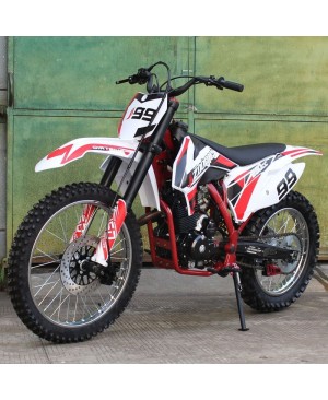 250cc Dirt Bike RF ZOOMe RTT with 5 Speed Manual Tranny, Electric and Kick Start, Light Weight, Big 21/18 inch wheels
