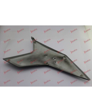 Right decorative cover on battery box