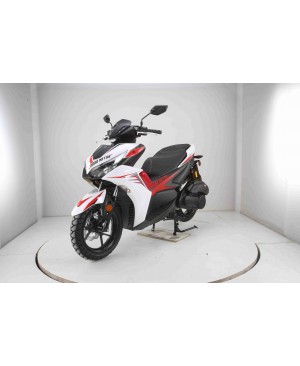 200cc gas scooter, moped, EFI
