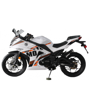 Boss Motor 125cc Motorcycle Super Sports 125, 4 speed manual, 17 inch Aluminium Wheel, Fully size White